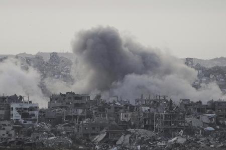 イスラエル社会を覆う「被害者意識」「戦いのエートス」とは何か　社会心理学者がガザ戦闘の背景…を読み解く　(ダニエル・バルタル氏)